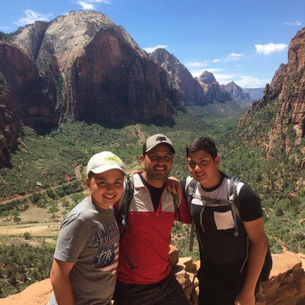 Meet your Posher, Hector